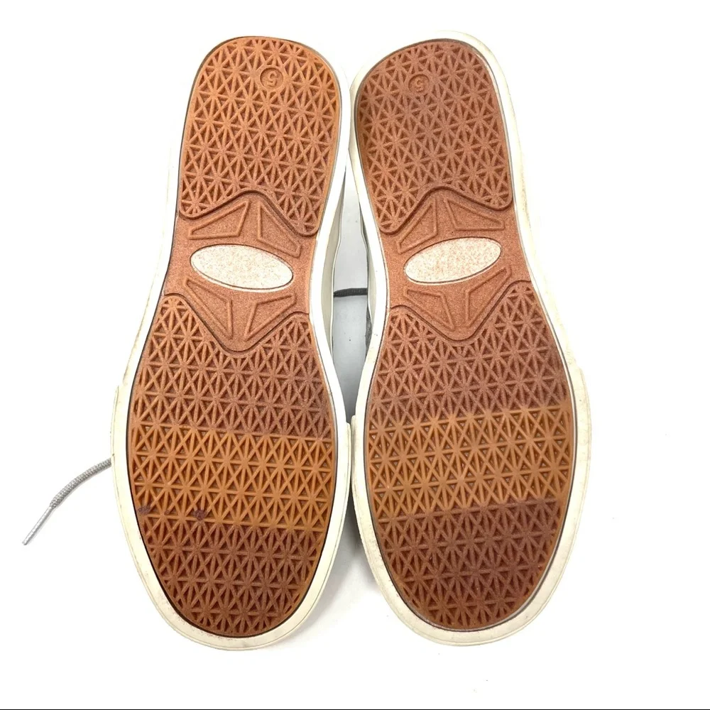 CAT & JACK size 5 faux suede moccasin-style shoes, NWOT